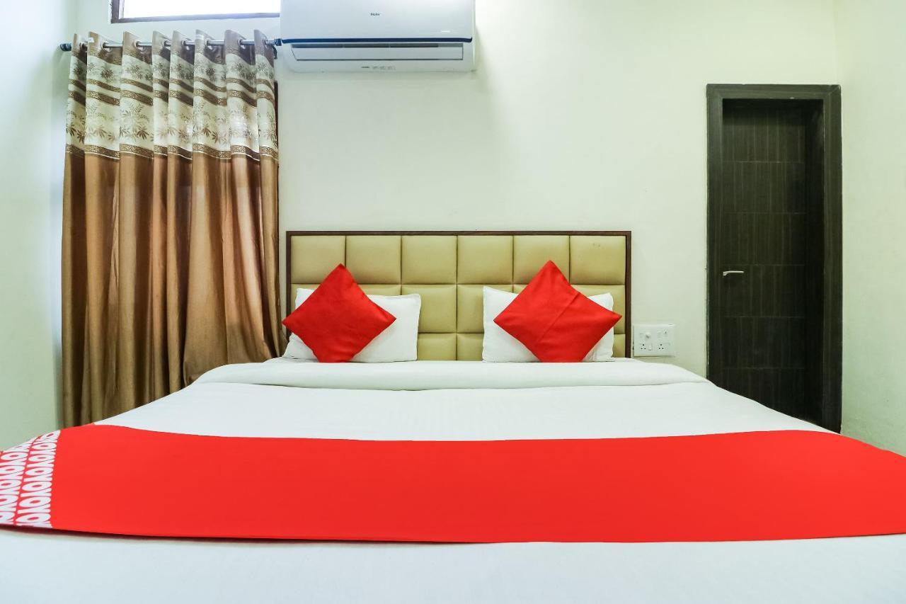 OYO 28789 Hotel Adarsh Bilāspur Exterior foto