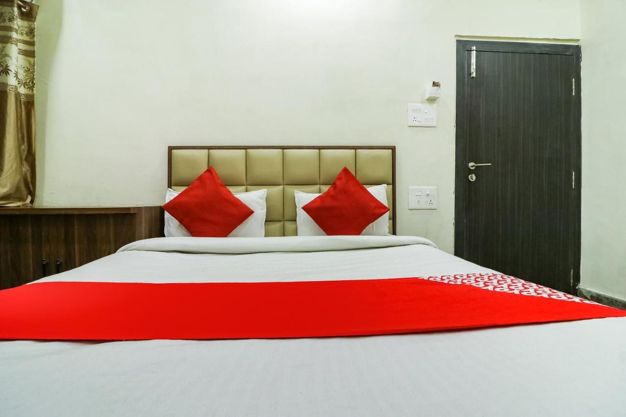 OYO 28789 Hotel Adarsh Bilāspur Exterior foto